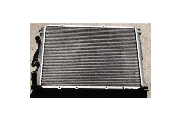 Recambio de radiador para renault megane i (ba0/1_) 1.6 e (ba0f, ba0s) referencia OEM IAM   