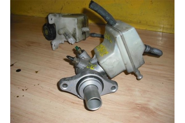Recambio de bomba freno para renault espace iv (jk0) 2.2 dci (jk0h) referencia OEM IAM 7701208715  