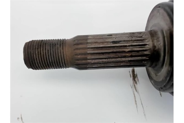 Recambio de palier delantero derecho para renault clio i fase i / ii (b/c57) 1.9 d (b/c/s576, b/c/s57l) referencia OEM IAM   