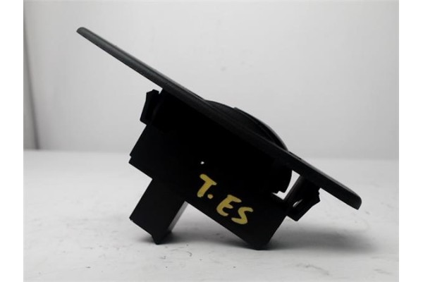 Recambio de mando elevalunas para mitsubishi carisma berlina 5 (da0) 1.8 16v gdi (da2a) referencia OEM IAM MR792851  