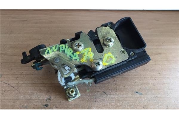 Recambio de cierre electromagnetico trasero derecho para daewoo nubira berlina 1.6 classic se referencia OEM IAM   