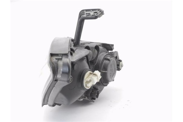 Recambio de faro delantero izquierdo para ssangyong actyon 2.0 200 xdi referencia OEM IAM 8310131302  