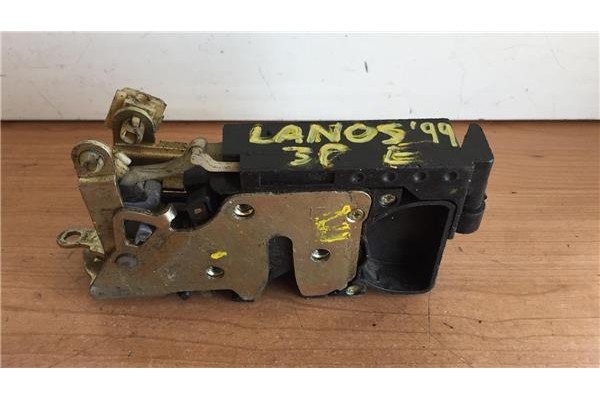 Recambio de cierre electromagnetico delantero izquierdo para daewoo lanos 1.4 se referencia OEM IAM   