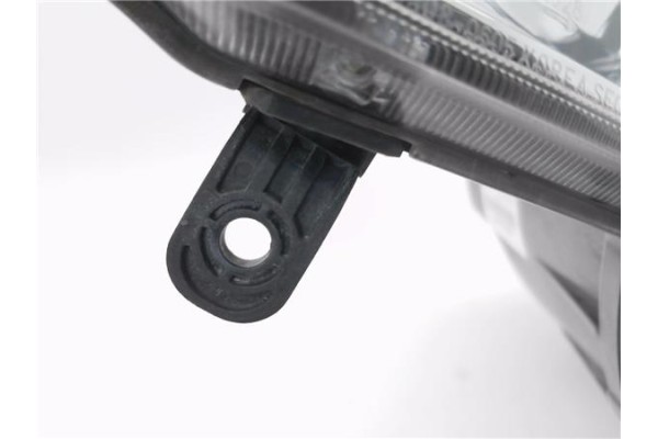 Recambio de faro delantero izquierdo para ssangyong actyon 2.0 200 xdi referencia OEM IAM 8310131302  