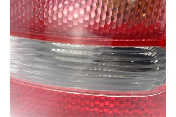Recambio de piloto trasero derecho para audi a6 berlina (4b2) referencia OEM IAM 4B5945096B 2VP00846802 