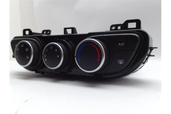 Recambio de mandos calefaccion / a.a. para hyundai i10 (2013 ) referencia OEM IAM C329QADAA 97250B9000 