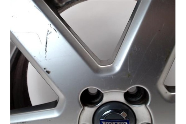 Recambio de llanta para volvo xc90 d5 referencia OEM IAM 8646831  