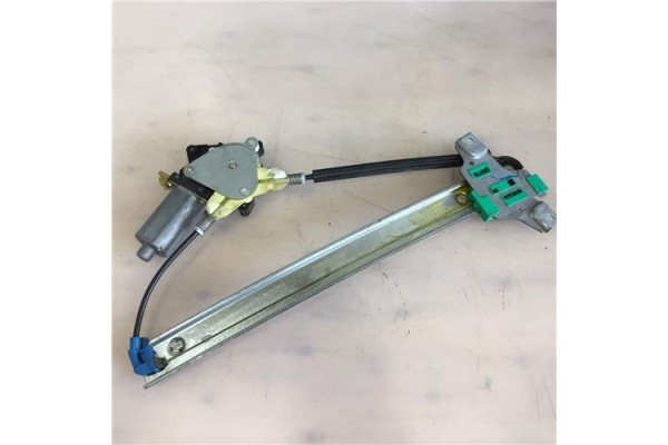 Recambio de elevalunas electrico trasero izquierdo para toyota avensis berlina (t 22)(1998) 2.0 vvt-i referencia OEM IAM 100207X