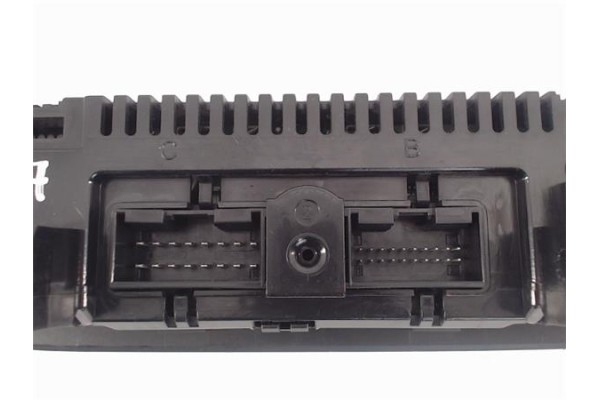 Recambio de mandos climatizador para seat ibiza berlina (6j5) referencia OEM IAM (6J0820043E) (A2C81313300) 
