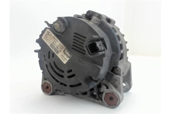 Recambio de alternador para nissan primastar furgón (x83) dci 80 referencia OEM IAM 8200086130 SG12B050 2310000Q1A , NISSAN | 82