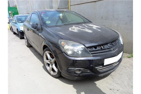 opel astra h gtc (2004) del año 
