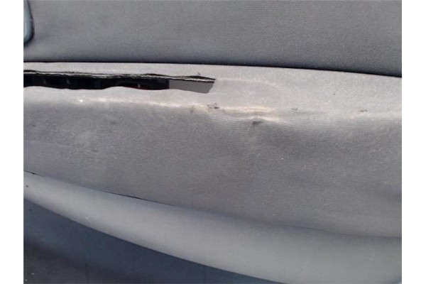 Recambio de guarnecido puerta delantero derecha para renault grand scénic ii (jm0/1_) 1.9 dci (jm14) referencia OEM IAM 82007935