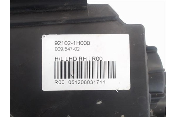 Recambio de faro delantero dcho para kia ceed (ed) referencia OEM IAM 921021H000  921021H070 , KIA
