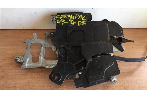 Recambio de cierre electromagnetico trasero derecho para kia carnival 2.9 crdi vgt active referencia OEM IAM   