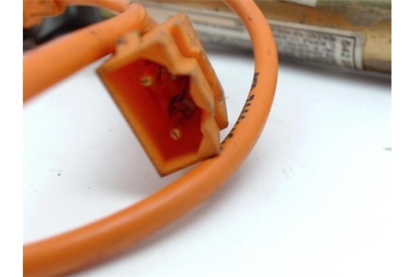 Recambio de enganche cinturon para citroen xsara berlina 1.6i sx referencia OEM IAM 542270000A  