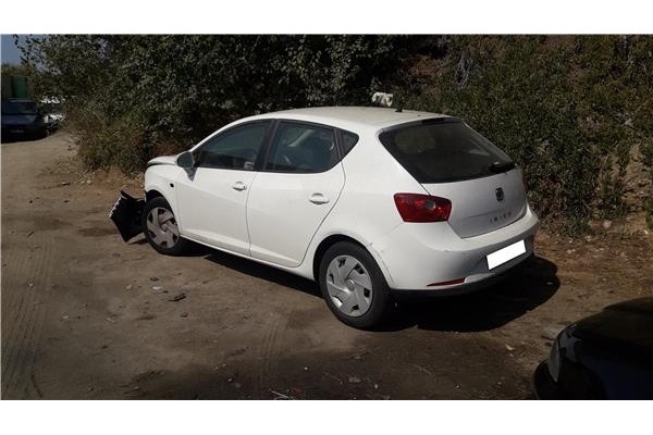 seat ibiza (6j5) (06.2008) del año 