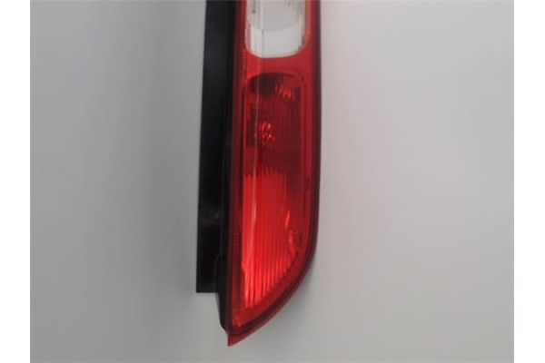 Recambio de piloto trasero derecho para ford focus ii (da_) 1.6 tdci referencia OEM IAM 1520760  
