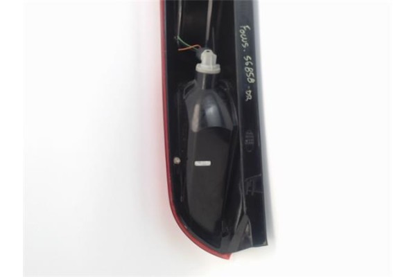 Recambio de piloto trasero derecho para ford focus ii (da_) 1.6 tdci referencia OEM IAM 1520760  