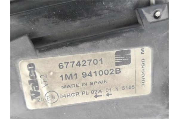 Recambio de faro delantero dcho para seat toledo (1m2) 1.6 referencia OEM IAM 1M1941002b 67742701 