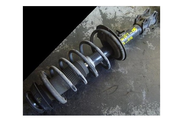 Recambio de amortiguador delantero completo para suzuki swift iii (sg) 1.3 referencia OEM IAM   