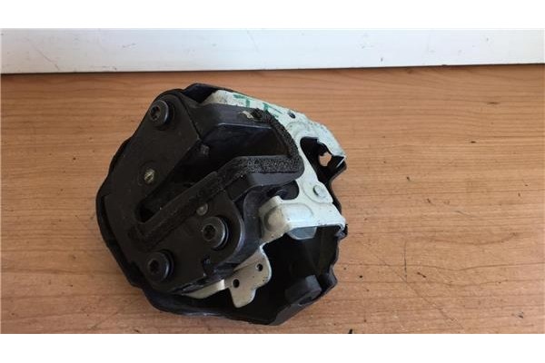 Recambio de cierre electromagnetico trasero izquierdo para kia carnival 2.9 crdi vgt active referencia OEM IAM   