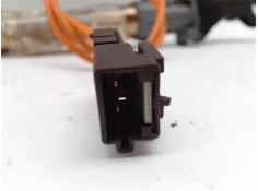 Recambio de enganche cinturon para citroen berlingo 2.0 hdi leader referencia OEM IAM 6471231  