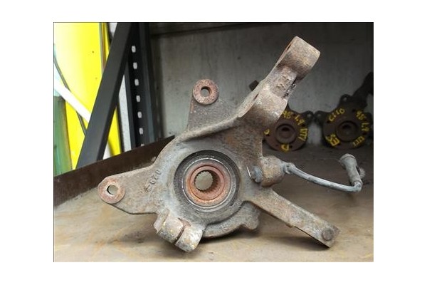 Recambio de mangueta delantero derecha para renault scenic i (ja...) 1.9 dti (ja0n) referencia OEM IAM   