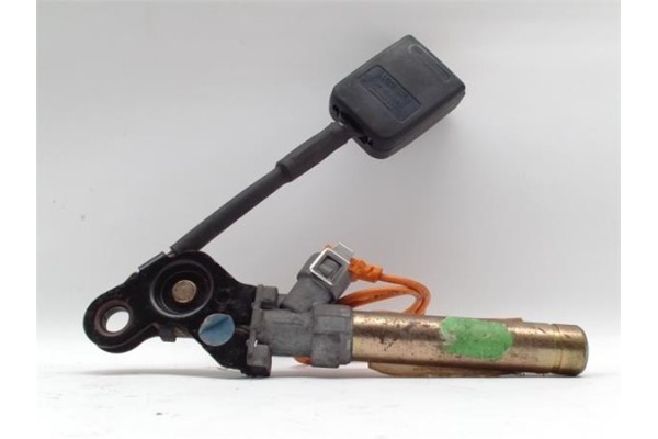 Recambio de enganche cinturon para citroen berlingo 2.0 hdi leader referencia OEM IAM 6471231  