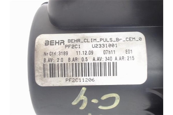 Recambio de motor calefaccion para citroen c4 berlina 1.4 16v referencia OEM IAM U2331001 PF2C1U2331001 