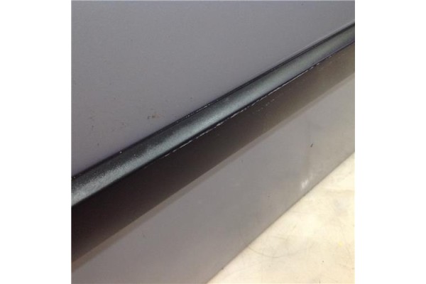 Recambio de puerta delantero derecha para renault megane ii sedán (lm0/1_) 1.5 dci referencia OEM IAM 7751473729  