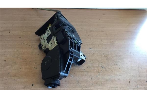 Recambio de cierre electromagnetico delantero derecho para hyundai elantra (xd) 1.6 gls (5-ptas.) referencia OEM IAM   