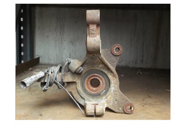 Recambio de mangueta delantero izquierda para renault megane i (ba0/1_) 1.6 16v (ba11, ba04, ba0b, ba1j) referencia OEM IAM   