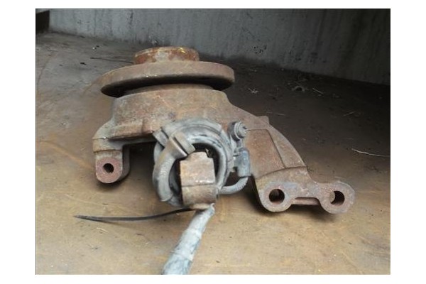 Recambio de mangueta delantero izquierda para renault megane i (ba0/1_) 1.6 16v (ba11, ba04, ba0b, ba1j) referencia OEM IAM   