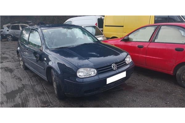 volkswagen golf iv berlina (1j1)(1997) del año 