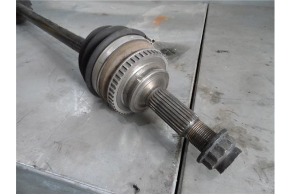 Recambio de palier delantero derecho para toyota yaris (ncp1/nlp1/scp1) 1.3 referencia OEM IAM TRH1973B0025 P26080577 