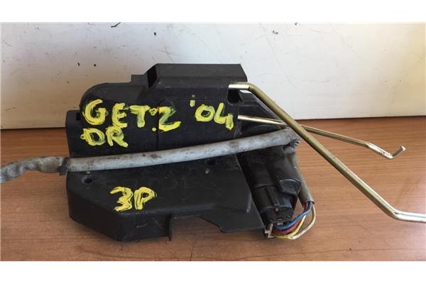 Recambio de cierre electromagnetico delantero derecho para hyundai getz (tb) 1.1 básico referencia OEM IAM   