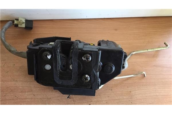 Recambio de cierre electromagnetico delantero derecho para hyundai getz (tb) 1.1 básico referencia OEM IAM   