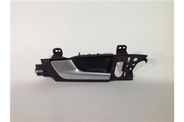 Recambio de manilla int. puerta delantero izquierda para audi a3 sportback (8pa) 2.0 tdi ambiente (dpf) referencia OEM IAM 8P483