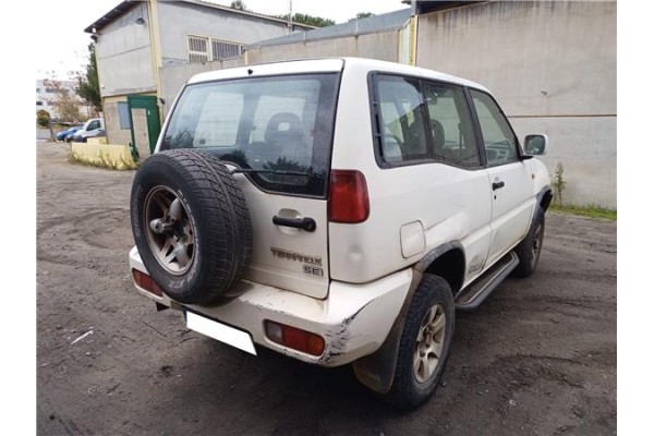 nissan terrano ii (r20) del año 1995
