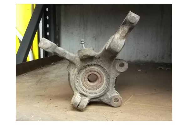 Recambio de mangueta delantero izquierda para renault r 19 berl. con portón (b/c53) 1.8 16v (b/c53d) referencia OEM IAM   