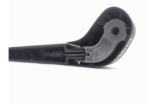 Recambio de brazo limpiaparabrisas trasero para ford focus ii (da_) 1.6 tdci referencia OEM IAM 33493  