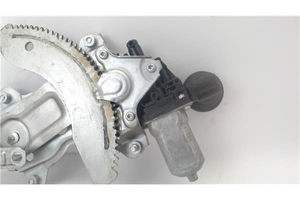 Recambio de mecanismo elevalunas delantero izquierdo para suzuki swift berlina (rs/mz) referencia OEM IAM 8340284Z00  