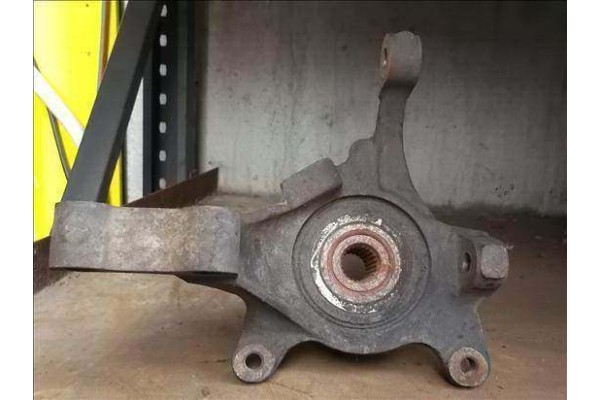 Recambio de mangueta delantero derecha para renault laguna (b56) 2.2 d (b56f/2) referencia OEM IAM   