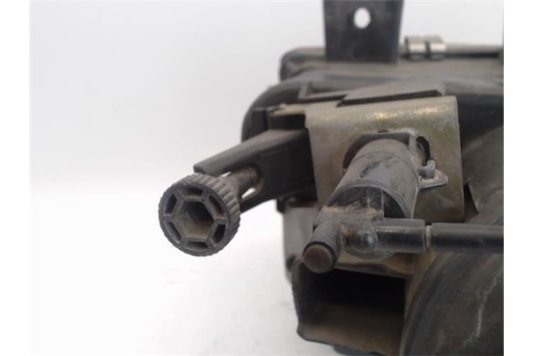 Recambio de faro delantero izquierdo para peugeot 405 berlina referencia OEM IAM   