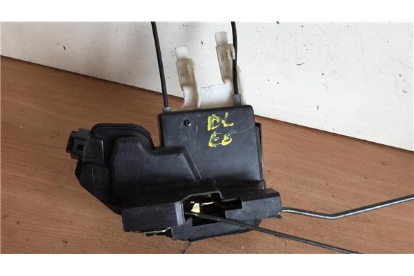 Recambio de cierre electromagnetico delantero izquierdo para hyundai santa fe (sm) 2.0 gls crdi 4x4 referencia OEM IAM   