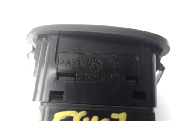 Recambio de mando elevalunas para citroen c3 1.4 hdi referencia OEM IAM 6554L7 916556 