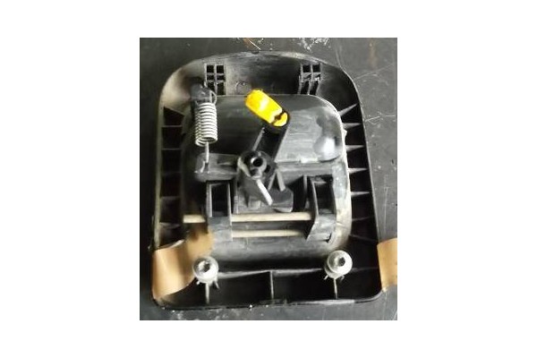 Recambio de maneta exterior delantero derecha para renault master ii furgón (fd) 1.9 dci 80 referencia OEM IAM 7700352489   Recambio de maneta exterior delantero derecha para renault master ii furgón (fd) 1.9 dci 80 referencia OEM IAM 7700352489