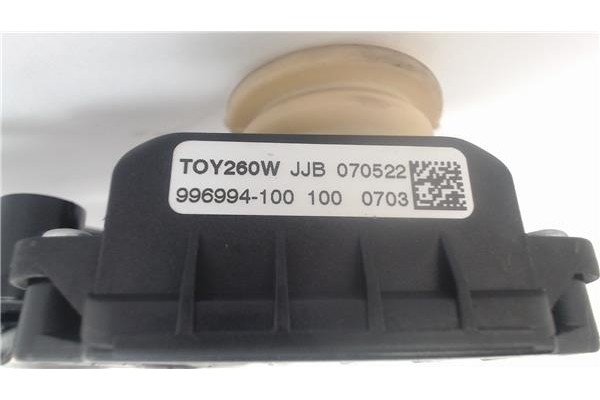 Recambio de mecanismo elevalunas delantero izquierdo para toyota corolla verso (e12) referencia OEM IAM 996994100 698200F010 