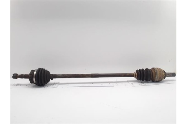 Recambio de palier delantero derecho para opel corsa b 1.6 i 16v referencia OEM IAM   