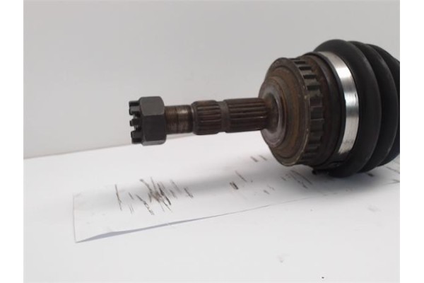 Recambio de palier delantero derecho para opel corsa b 1.6 i 16v referencia OEM IAM   